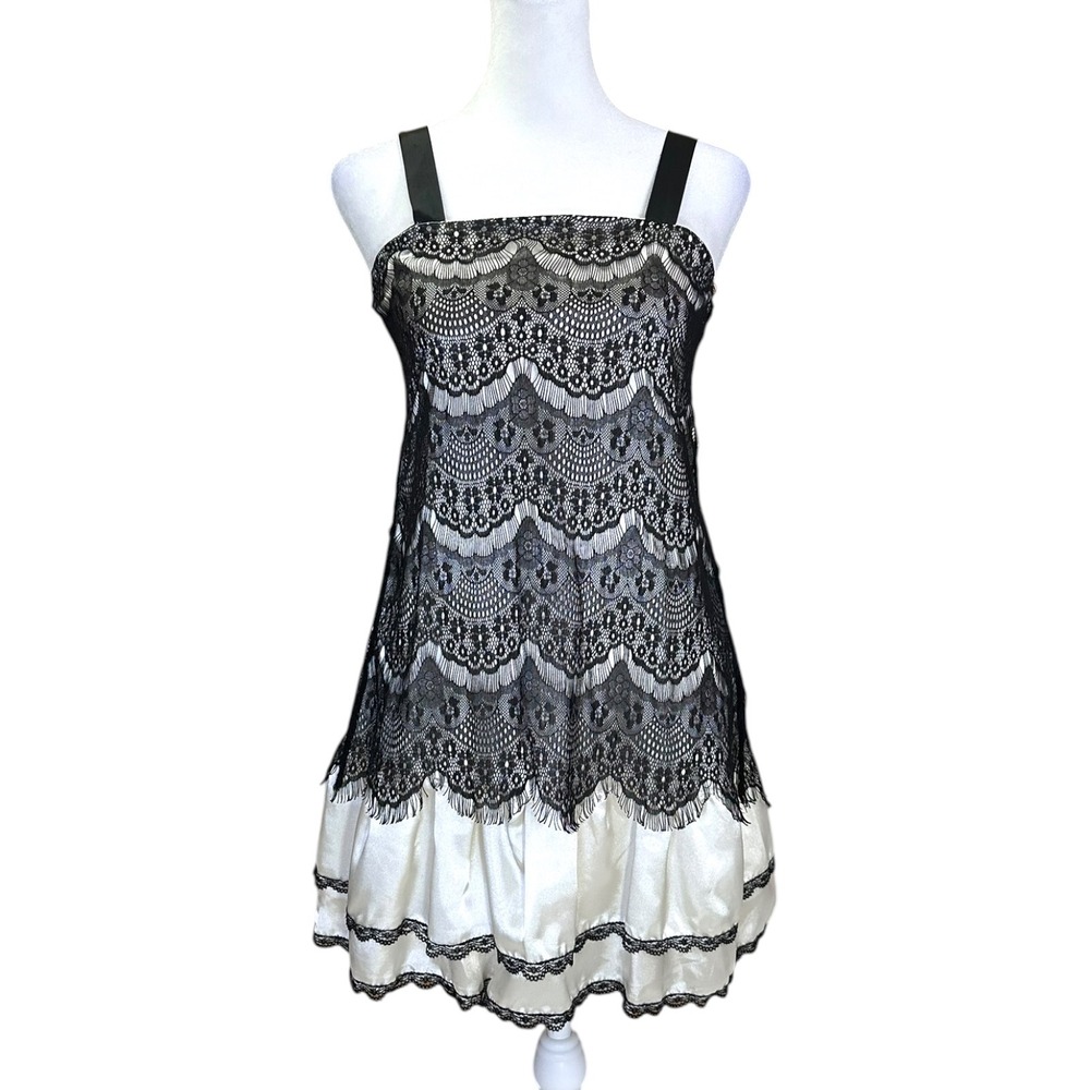 Le Pink Lace Overlay Dress Womens 12/L Black White Tiered Ruffle Cocktail Party